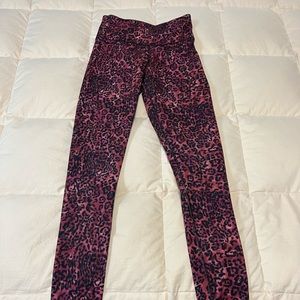 Balance Collection fuchsia cheetah print leggings
